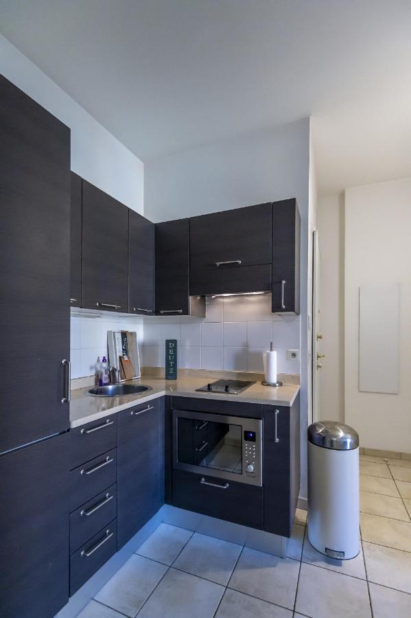 2 Pieces Cosy Hyper Centre/Balcon Appartement Nice Buitenkant foto